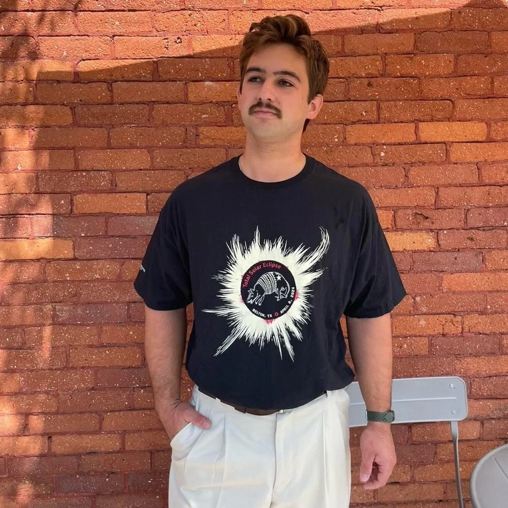 Total solar eclipse belton, TX black graphic t-shirt size men’s 2 XL